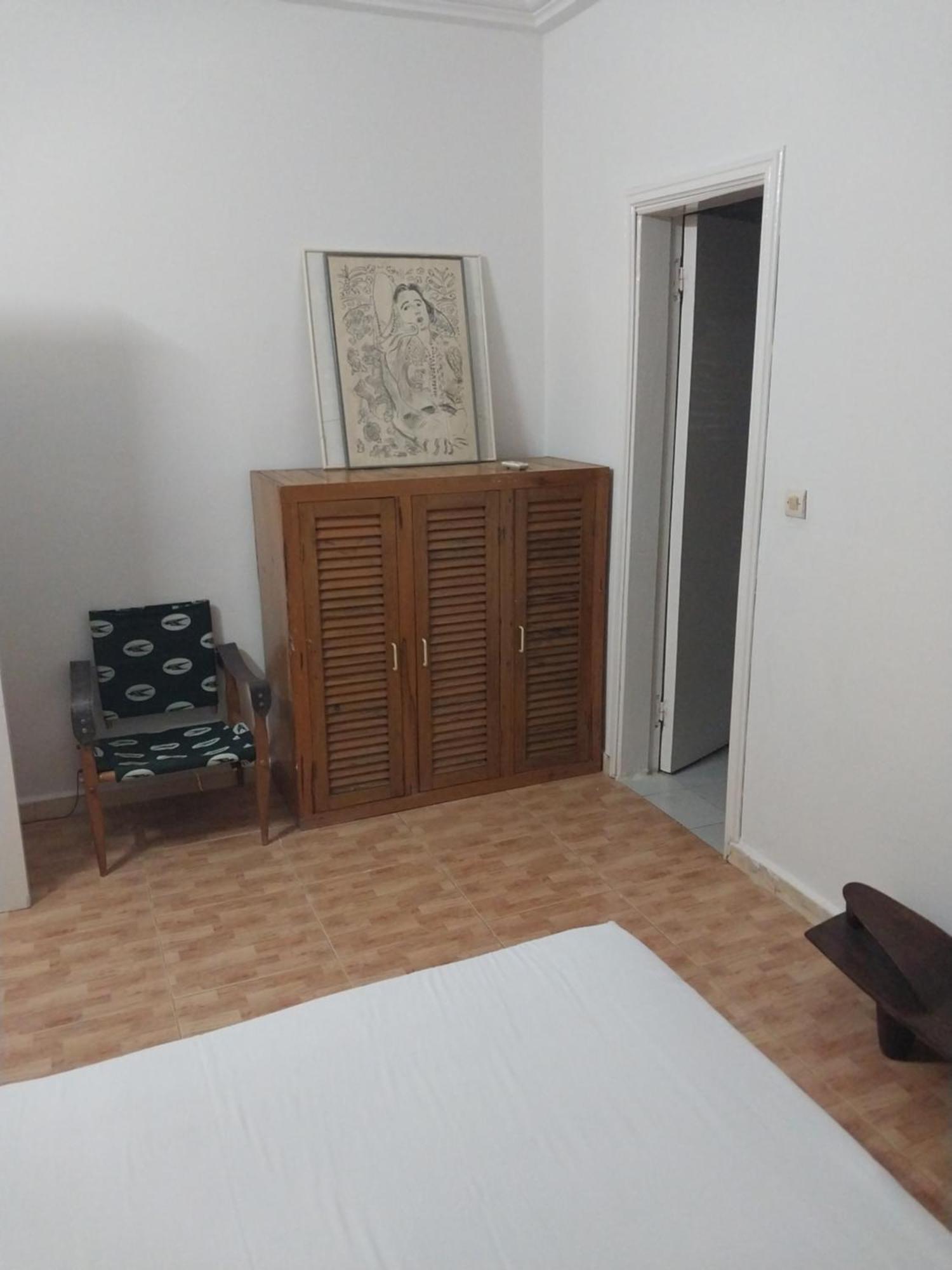 Chez Ousmane Fall Asecna Saint-Louis Phòng bức ảnh